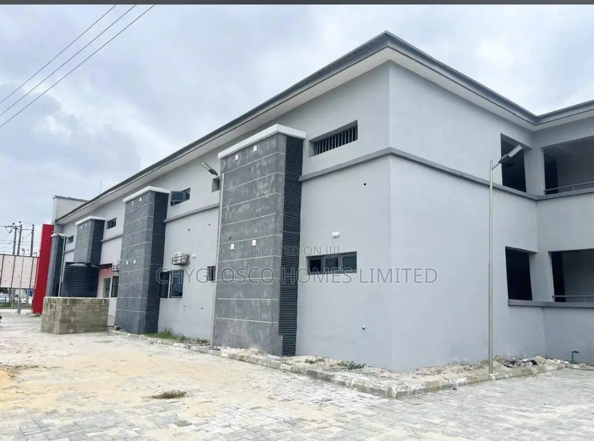 Shopping Complex in Trans Amadi for Sale in Trans Amadi