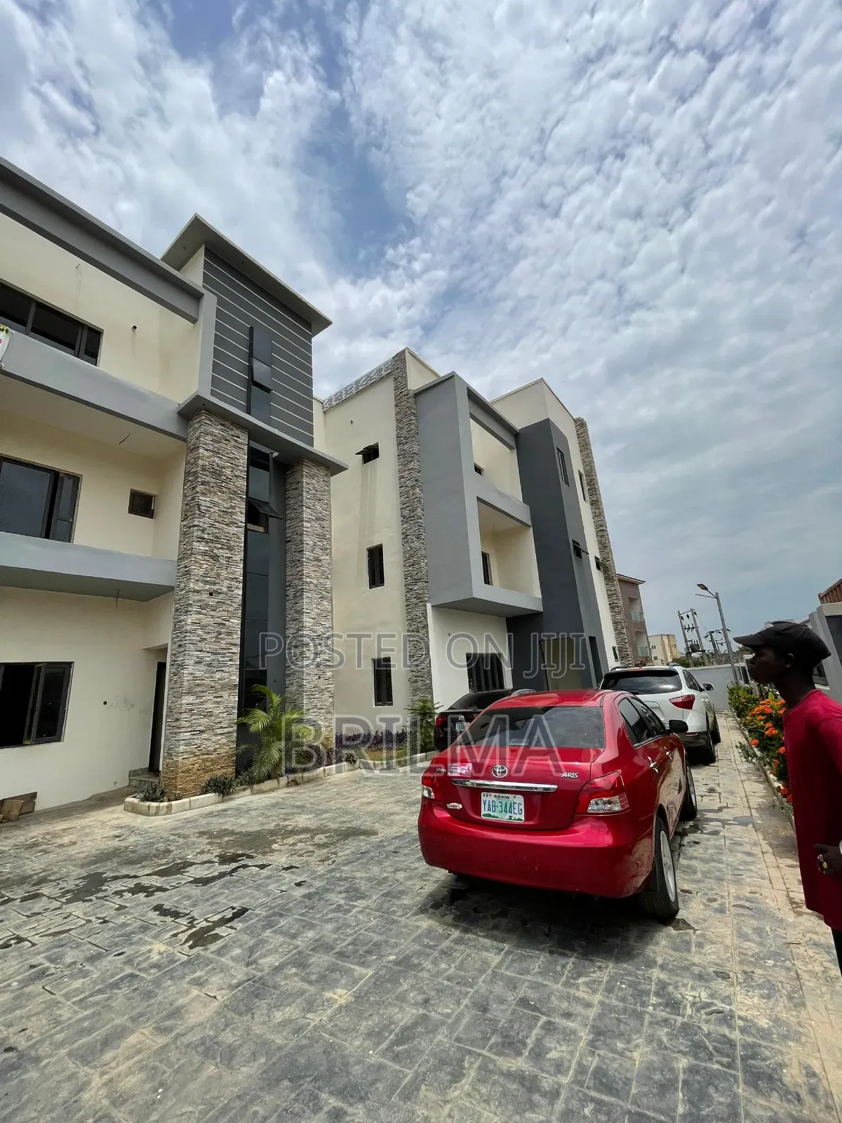 6bdrm Duplex in Jahi for sale in Jahi