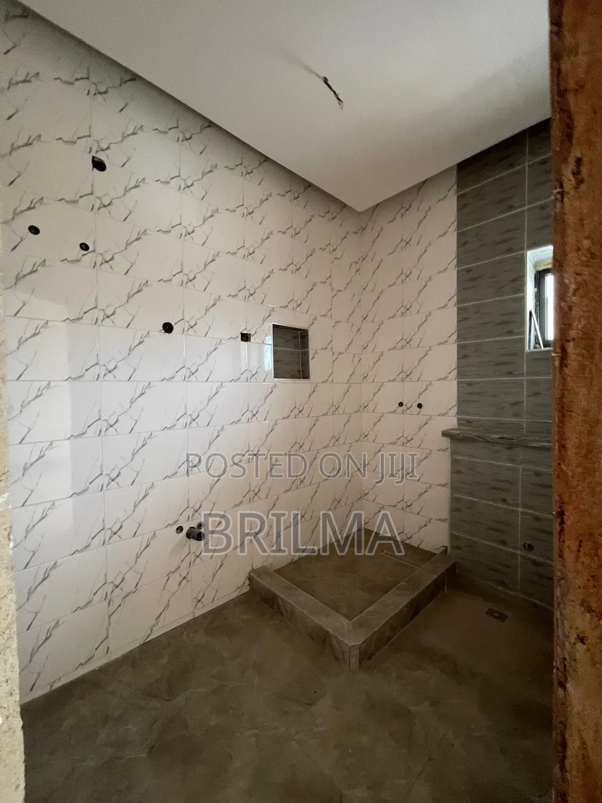 6bdrm Duplex in Jahi for sale in Jahi