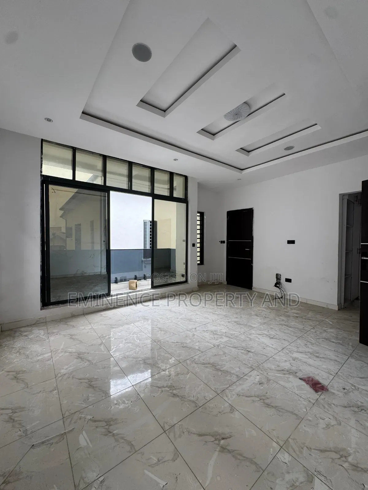 4bdrm Duplex in Lekki Phase 2 for sale in Lekki Phase 2