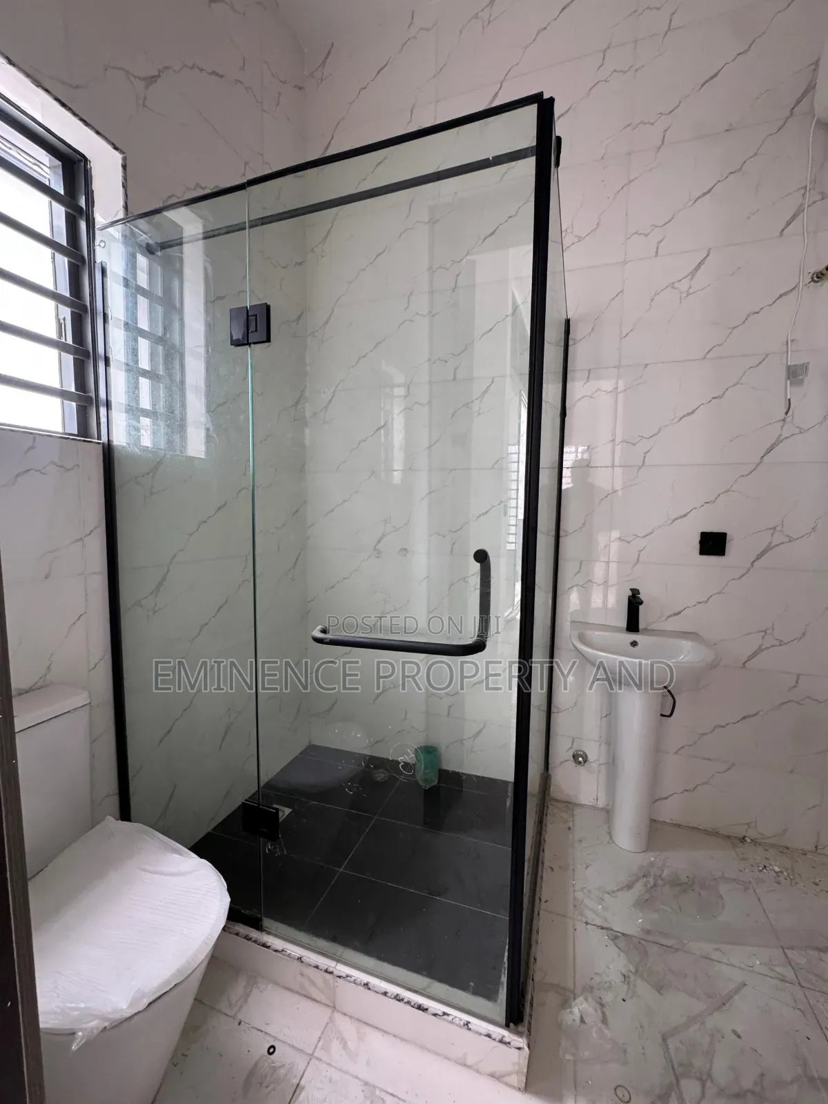 4bdrm Duplex in Lekki Phase 2 for sale in Lekki Phase 2