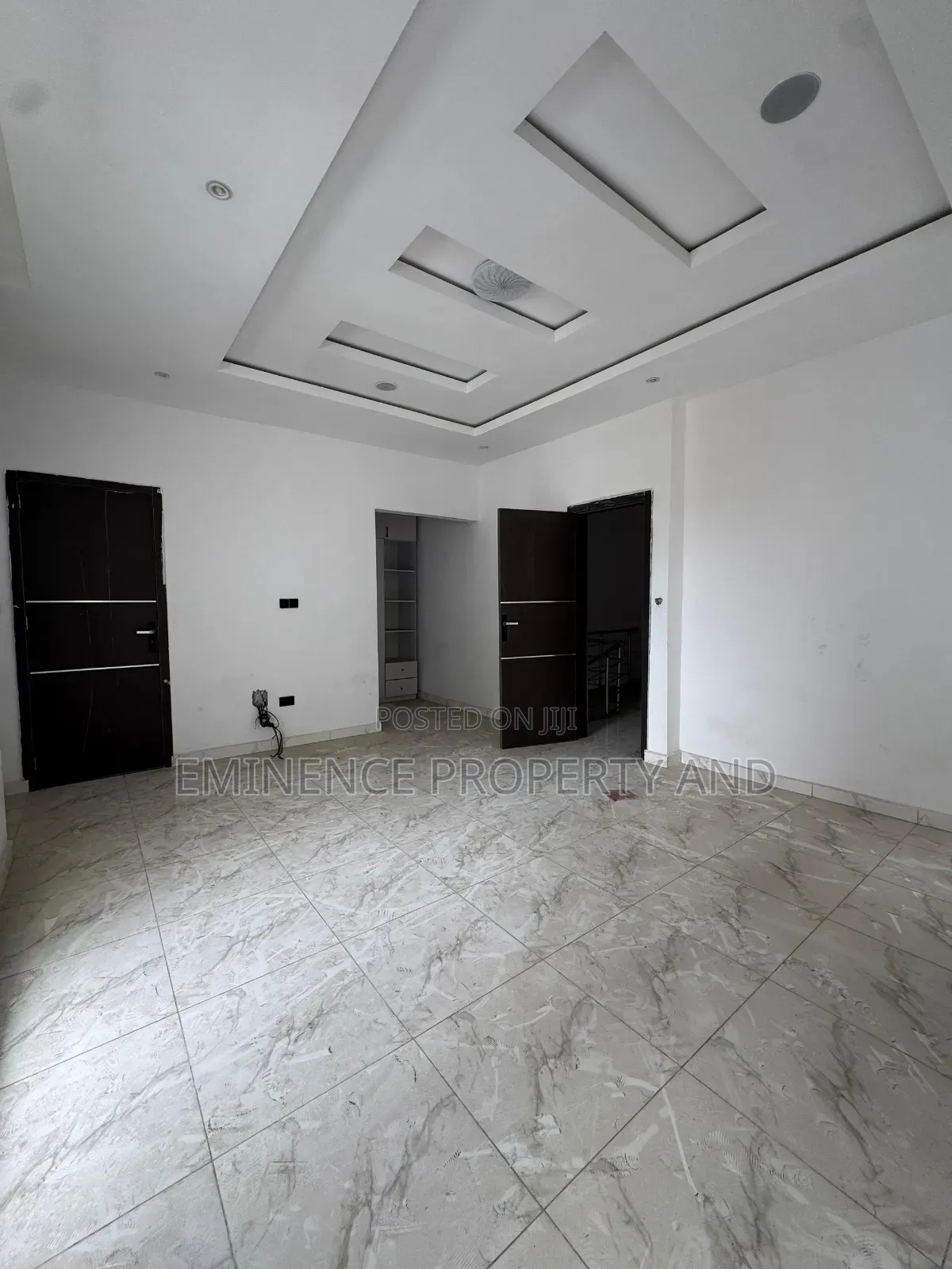 4bdrm Duplex in Lekki Phase 2 for sale in Lekki Phase 2