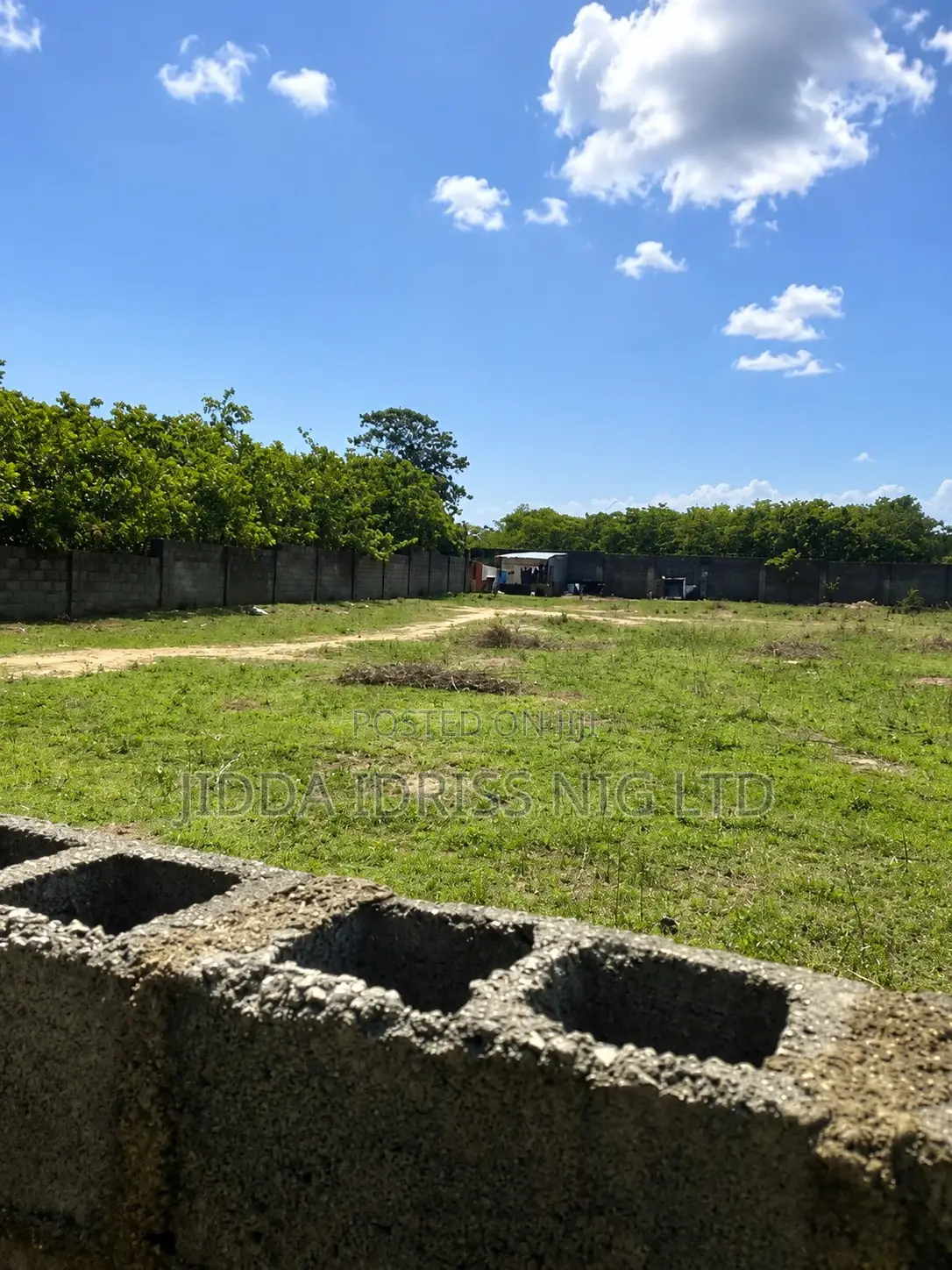 Prime Commercial Land for Sale in Gudu Behind NNPC in Gudu