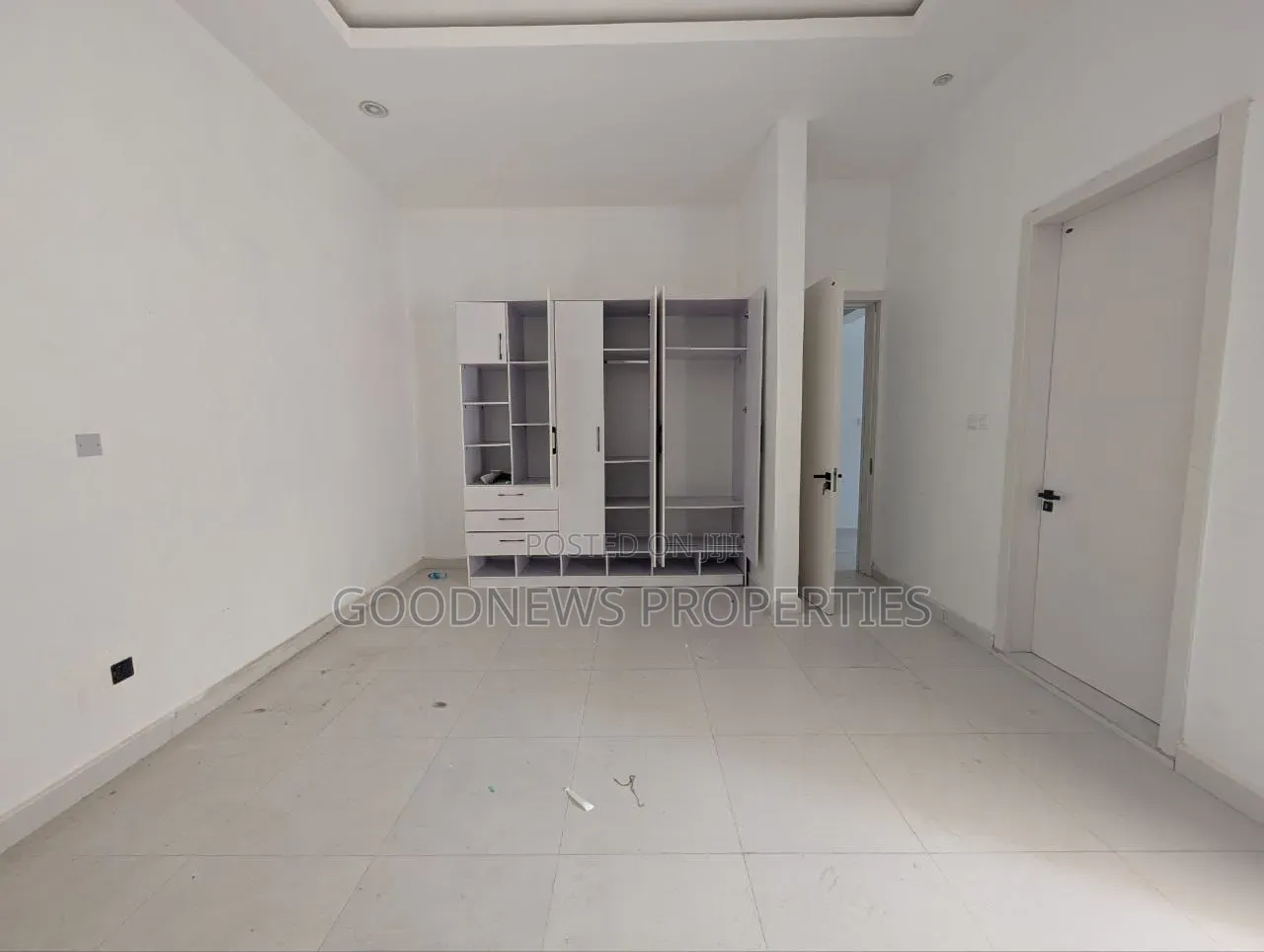 4bdrm Duplex in Happyland Estate,  for sale in Sangotedo