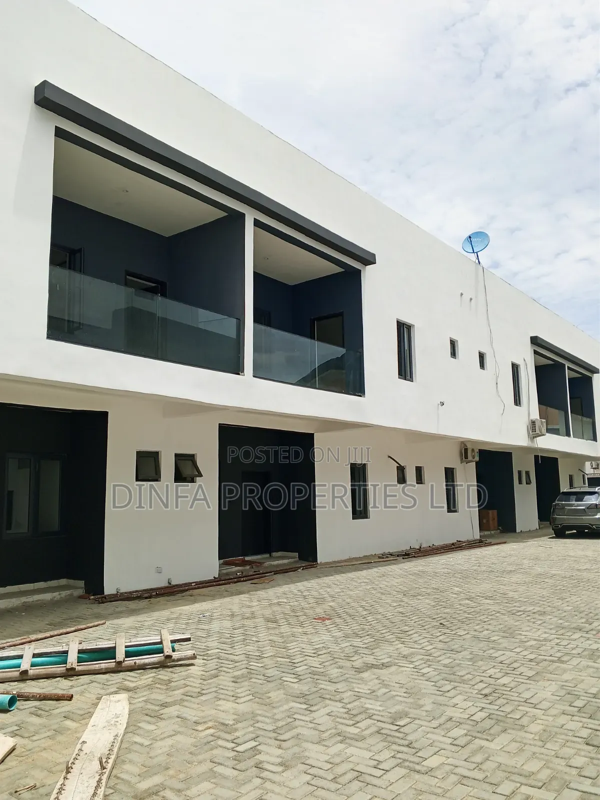 4bdrm Duplex in Ikota Gra for sale in Ikota