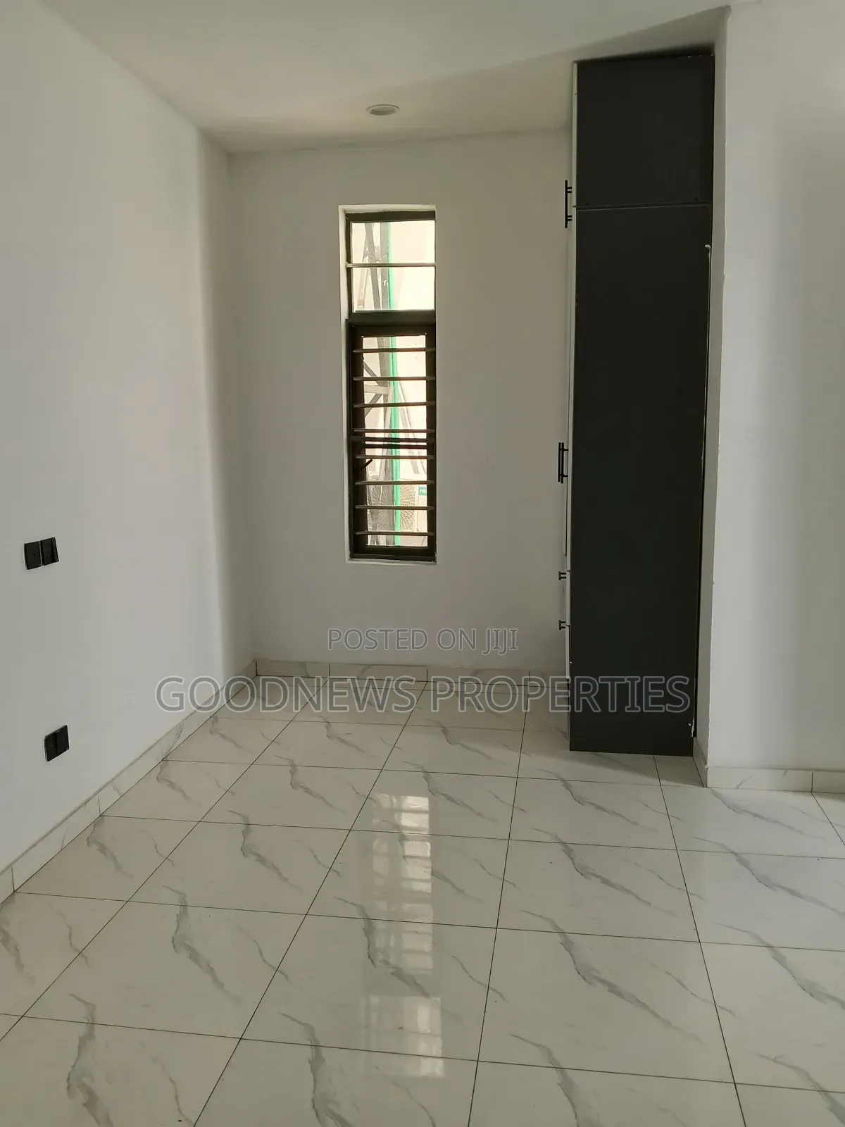 3bdrm Duplex in Ikota Gra for sale in Ikota