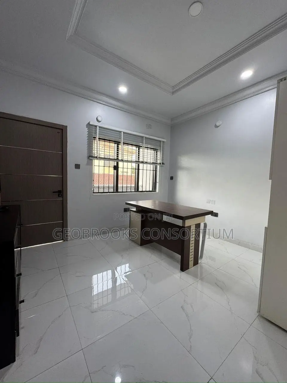 Premium Fully Furnished 3-Bedroom Office Space for Rent – New Bodija. in Bodija