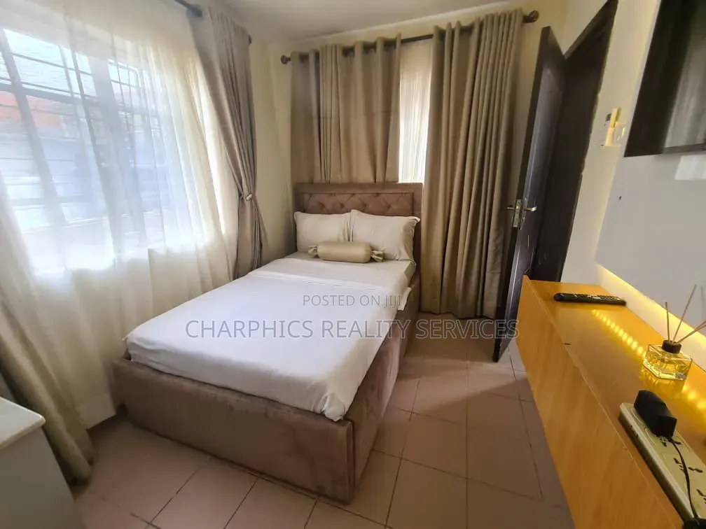 Furnished Studio Apartment in Lekki Phase 1 for rent in Lekki Phase 1
