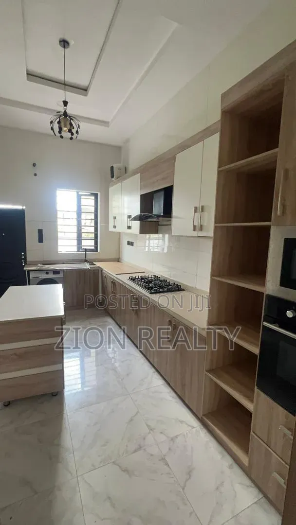 5bdrm Duplex in Sangotedo for rent in Sangotedo