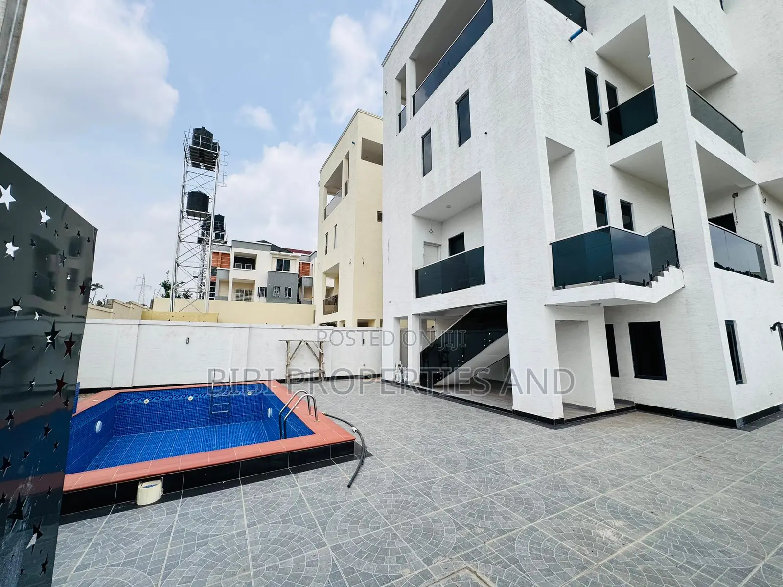 5bdrm Duplex in Guzape District for sale in Guzape District