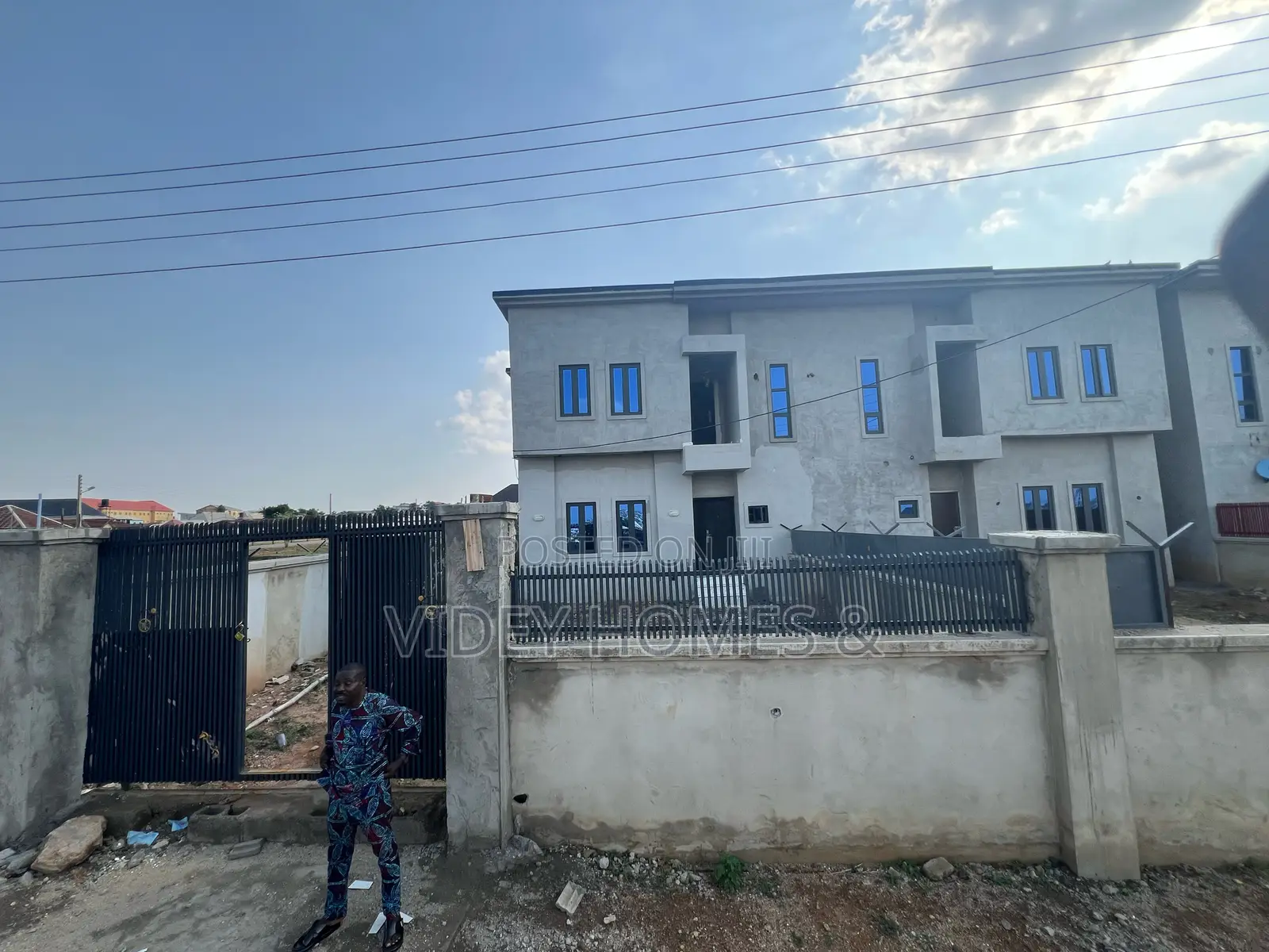 4bdrm Duplex in Taal Orange Estate, Karu-Nasarawa for sale in Karu-Nasarawa