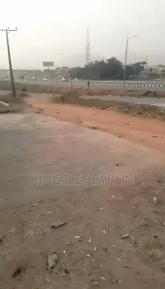Perfect 8,145sqm at the Kubwa Express Way for Filling Station in Life Camp