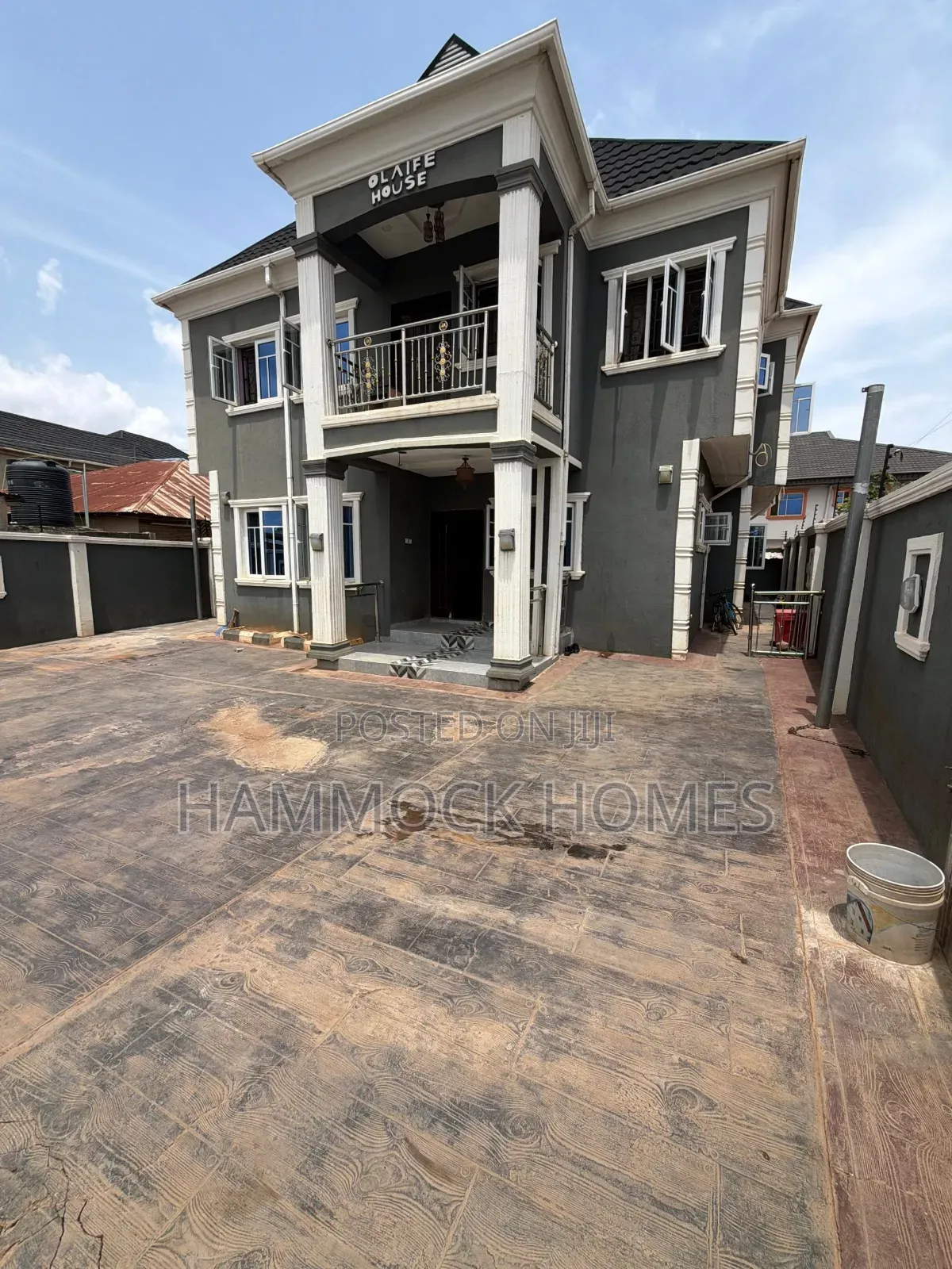 4bdrm Duplex in Kiatoom Close, Akobo for sale in Akobo