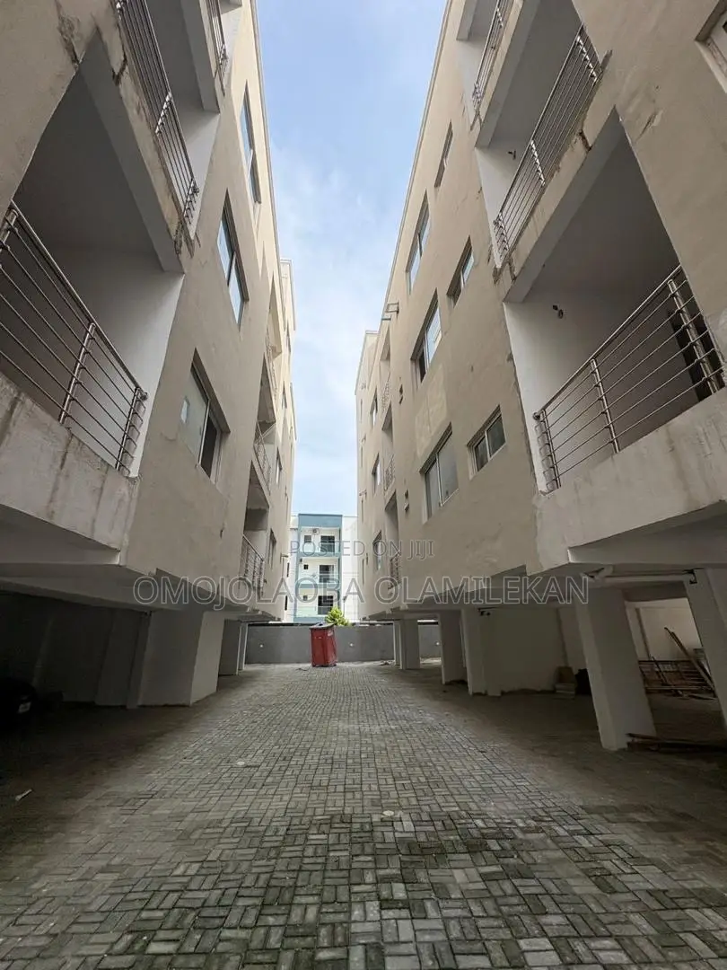 2bdrm Apartment in Ikate for sale in Ikate
