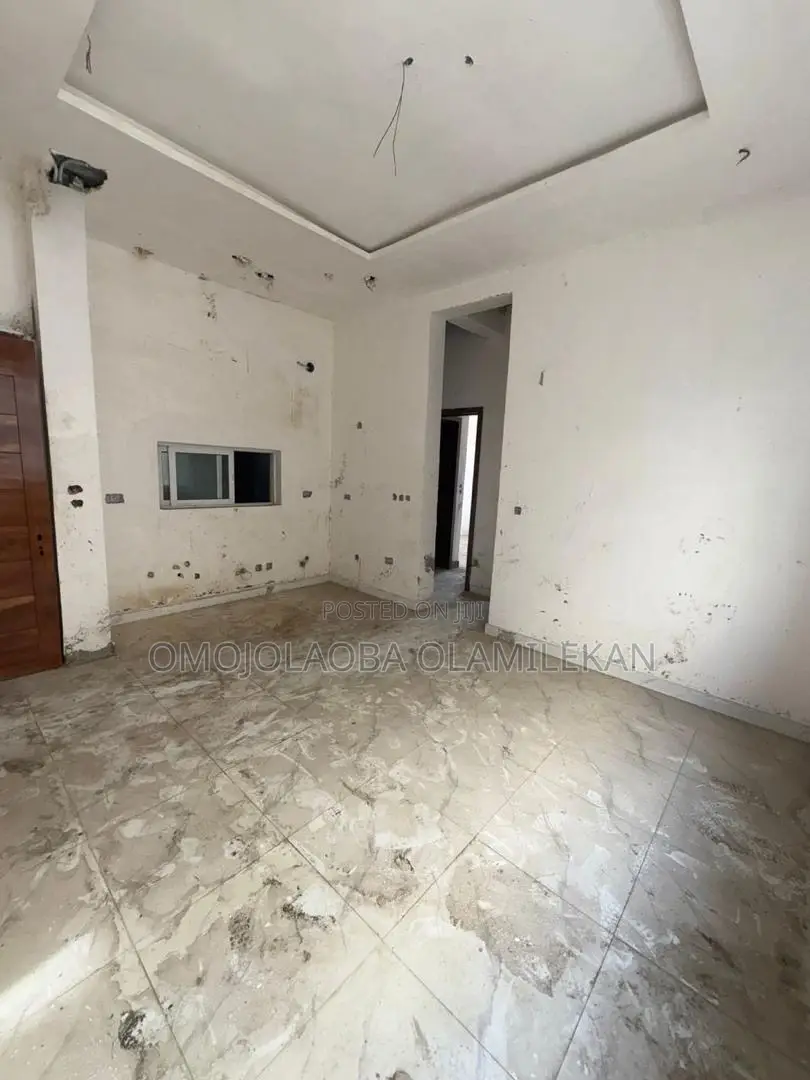 2bdrm Apartment in Ikate for sale in Ikate