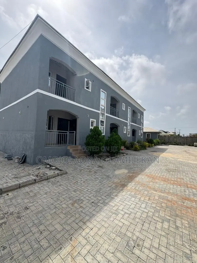 3bdrm Apartment in Ikate for rent in Ikate