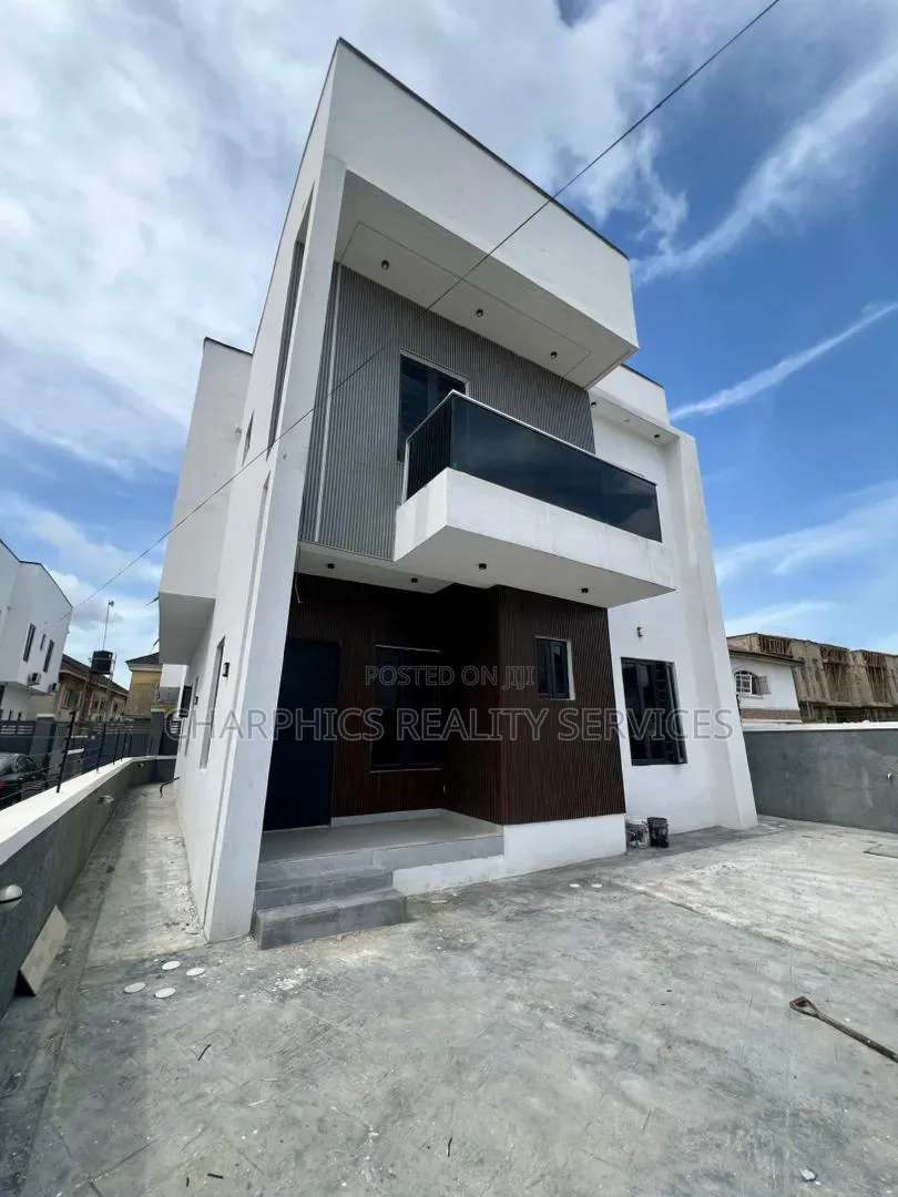 4bdrm Duplex in Off Lekki-Epe Expressway for sale in Off Lekki-Epe Expressway