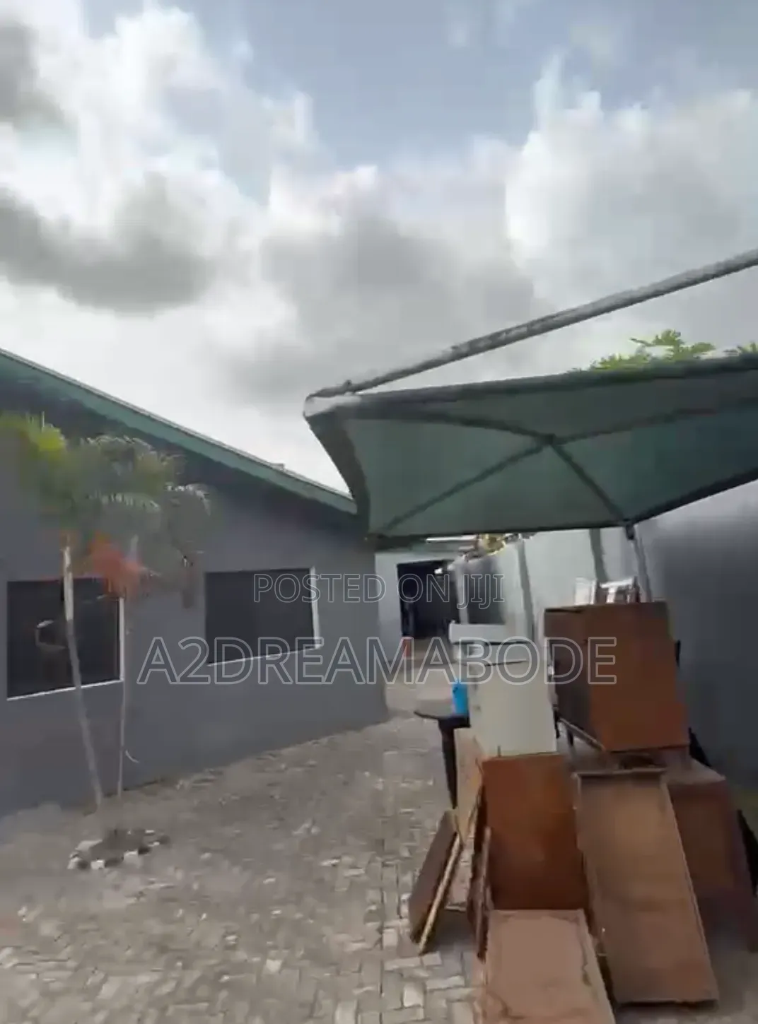 4bdrm Bungalow in Magodo Phase 1 for sale in GRA Phase 1