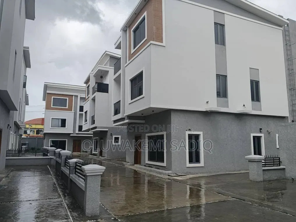 4bdrm Duplex in Shonibare Estate for rent in Shonibare Estate