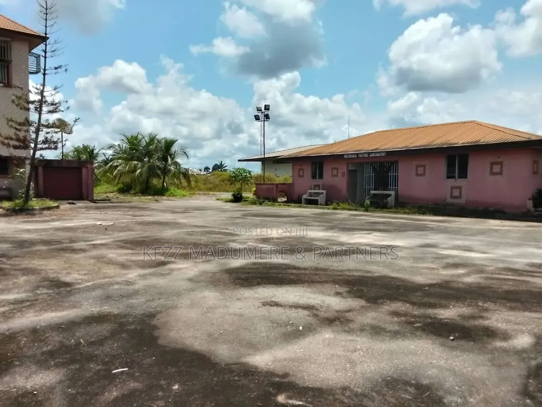 For Sale : 2 1⁄2 Plots With a Warehouse Bungalows at Trans Amadi. in Trans Amadi