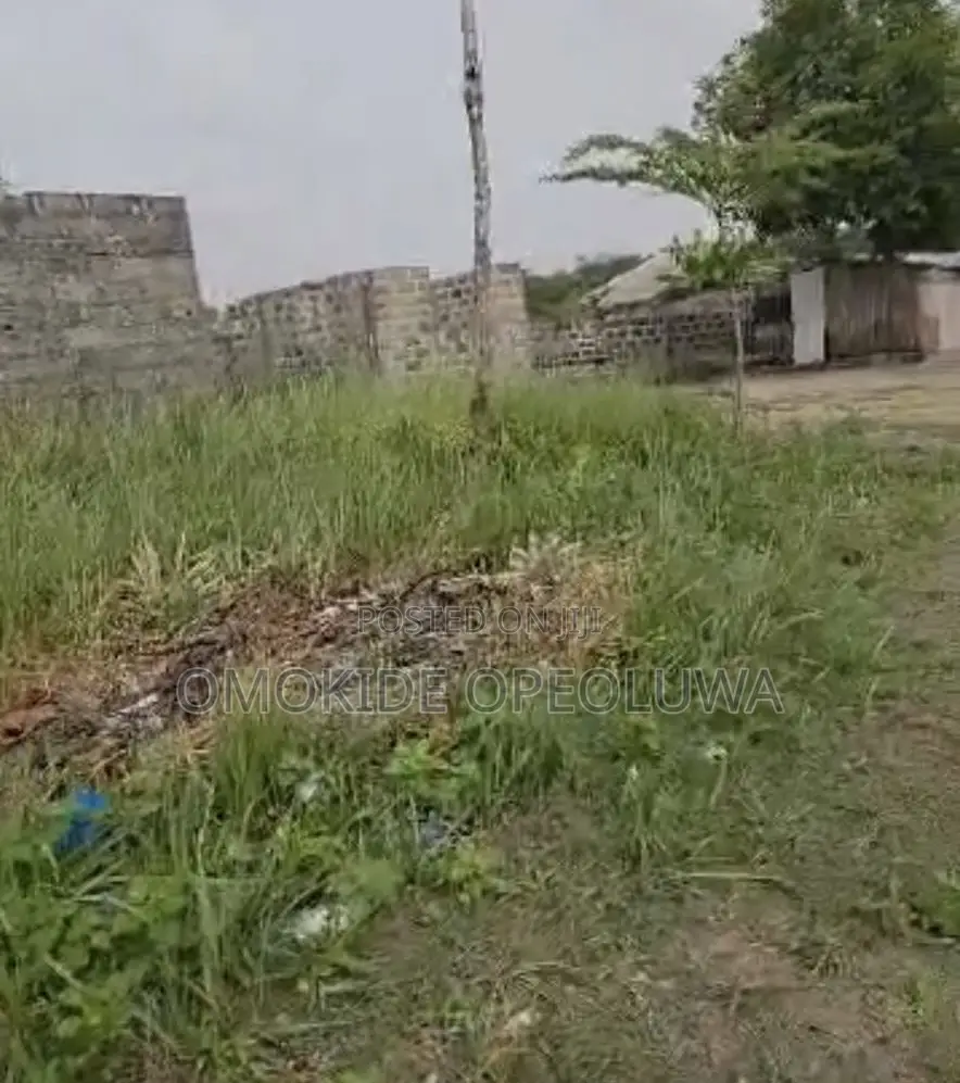 3bdrm Block of Flats in Aradagun for sale in Aradagun