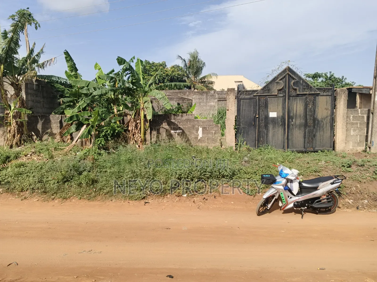 Family Deed Adeshina in Igbogbo
