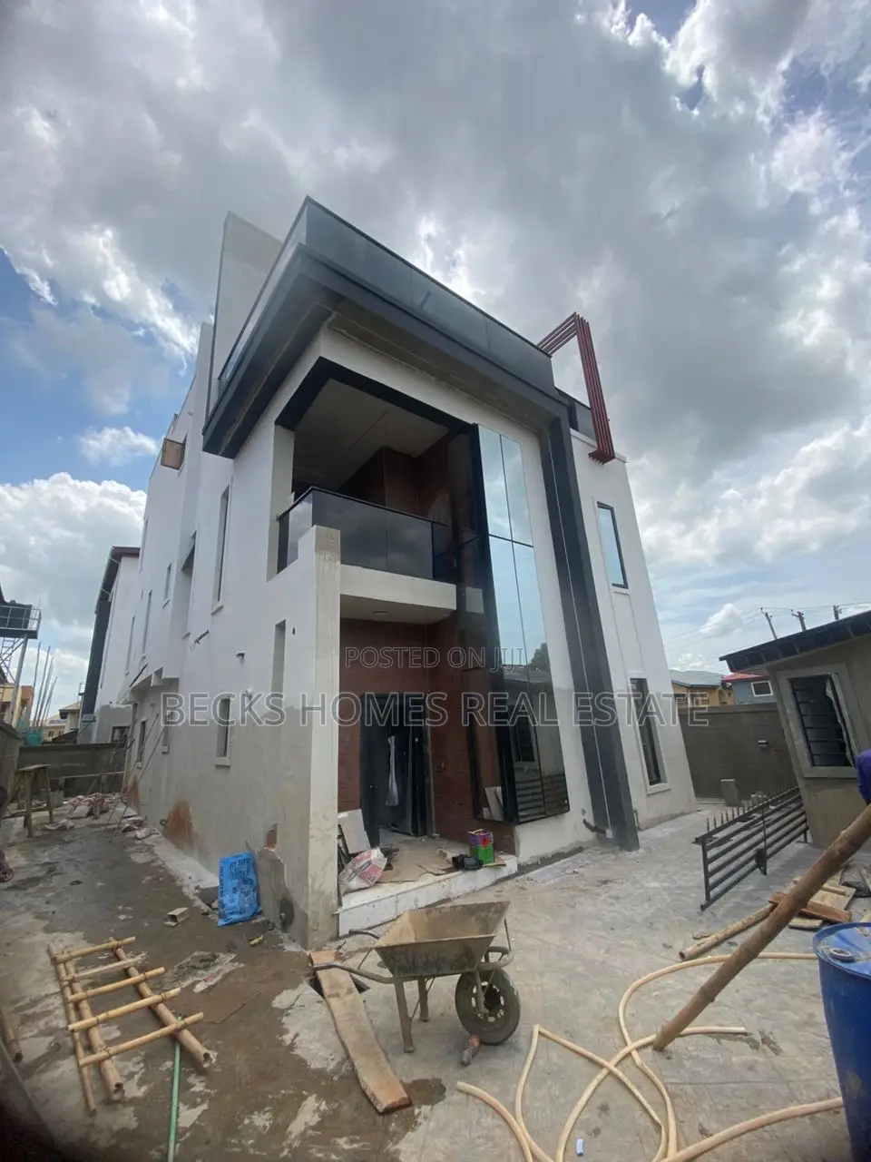 5bdrm Duplex in Magodo for sale in Magodo