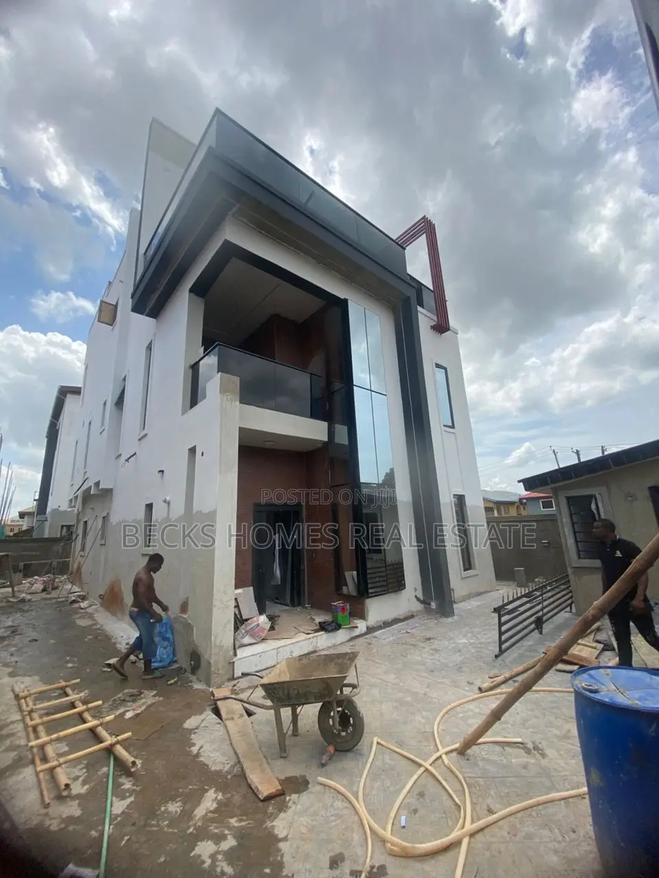 5bdrm Duplex in Magodo for sale in Magodo