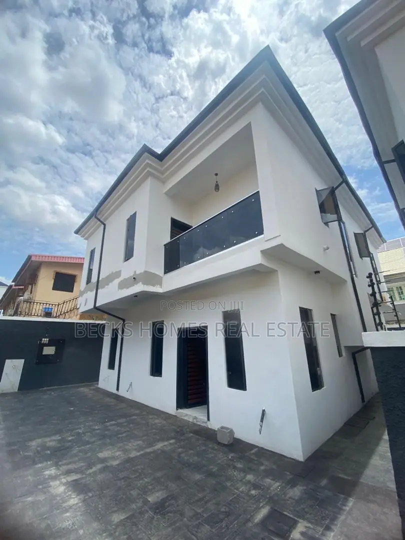 5bdrm Duplex in Magodo for sale in Magodo