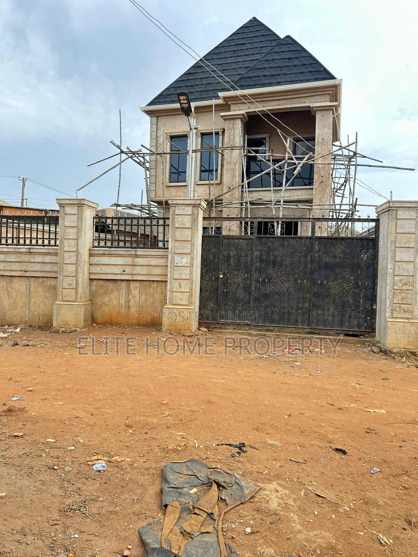 3bdrm House in Igando / Ikotun/Igando for sale in Igando / Ikotun/Igando