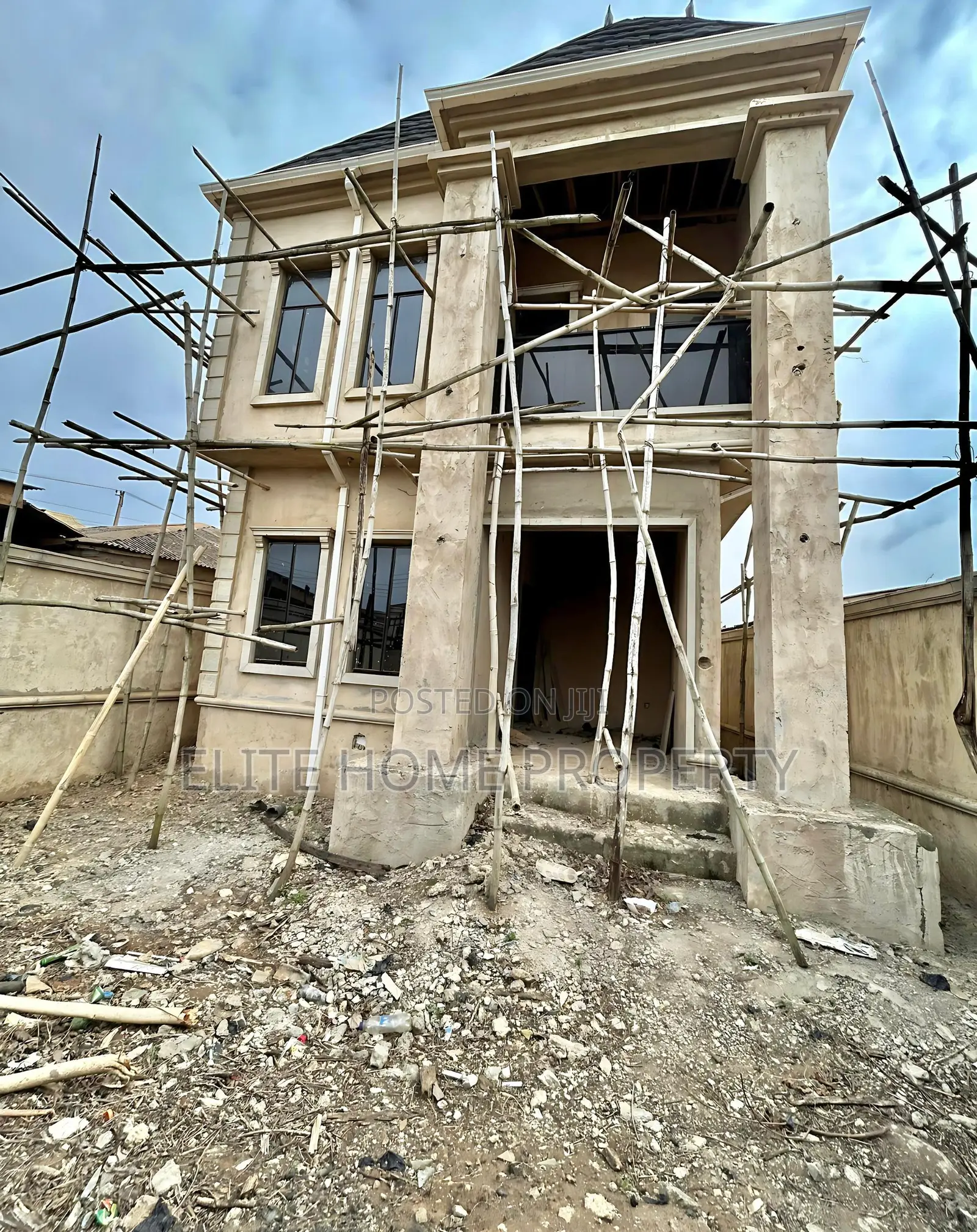 3bdrm House in Igando / Ikotun/Igando for sale in Igando / Ikotun/Igando