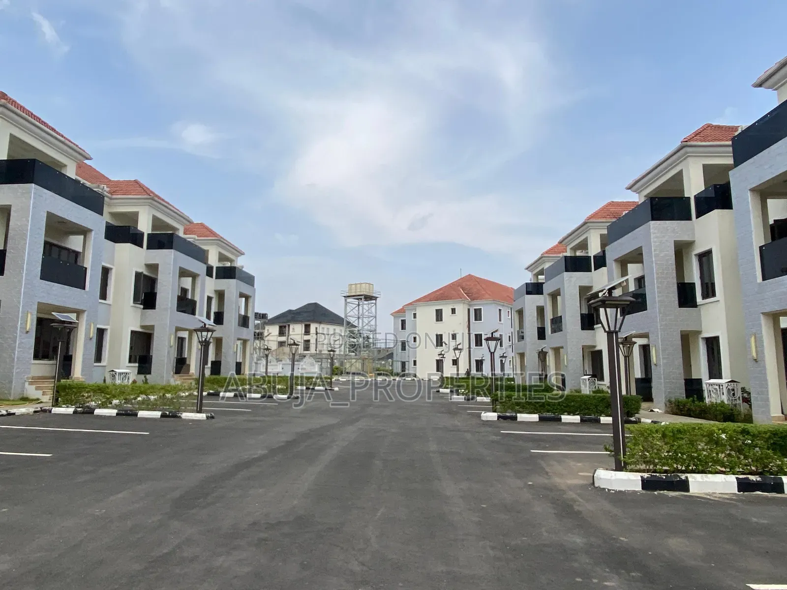 4bdrm Duplex in Life Camp for sale in Life Camp