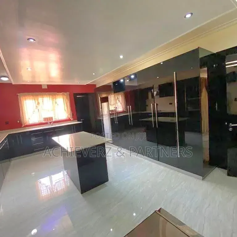 Furnished 8bdrm Mansion in Guzape District for sale in Guzape District