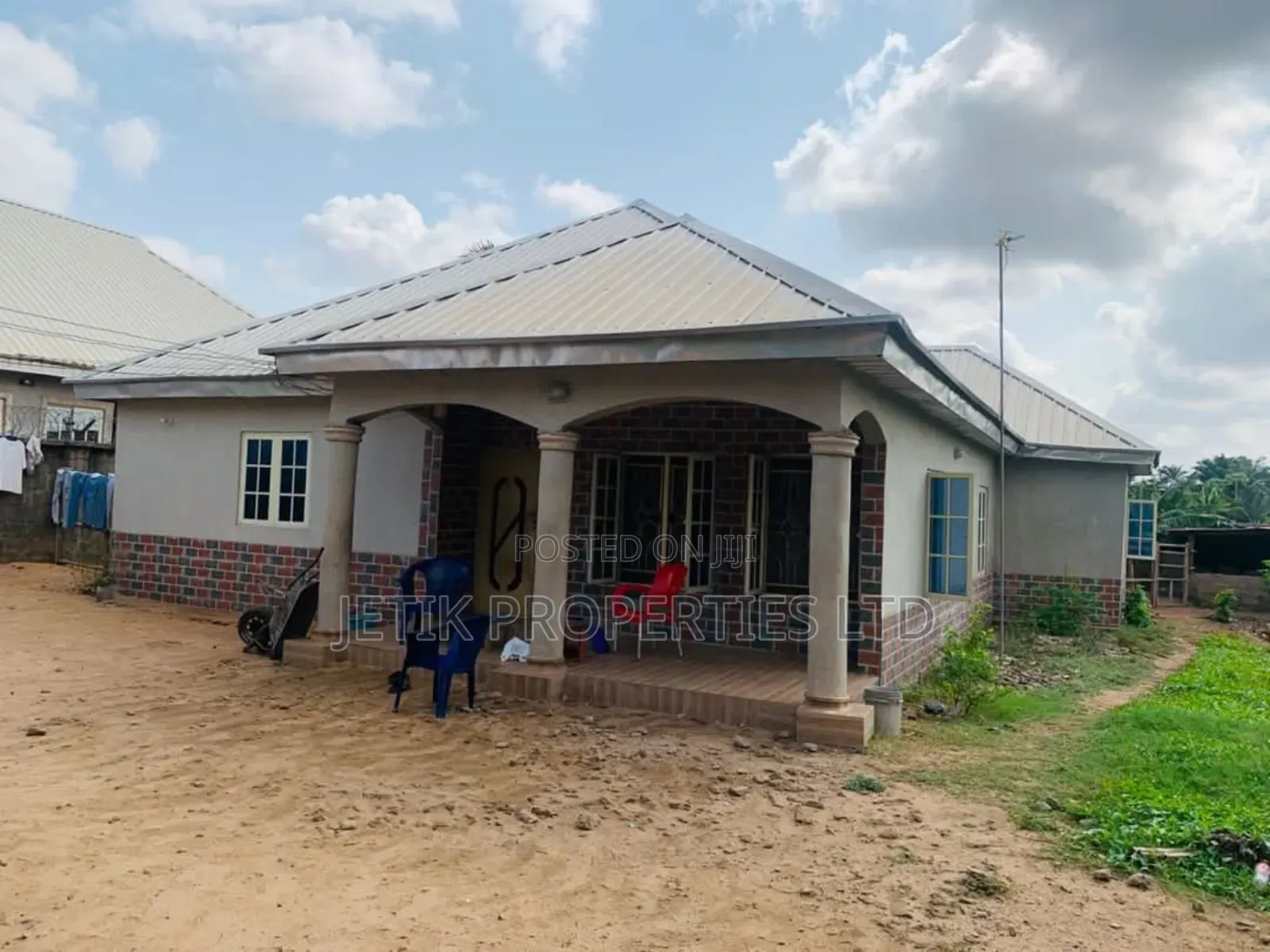 3bdrm Bungalow in Nyiman Layout, for sale in Makurdi