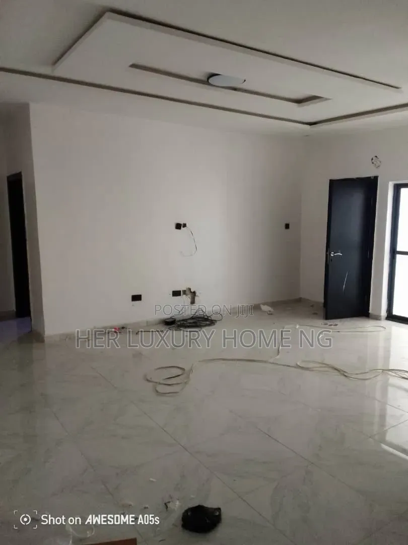 2bdrm Apartment in Freedom Way, Lekki for rent in Lekki