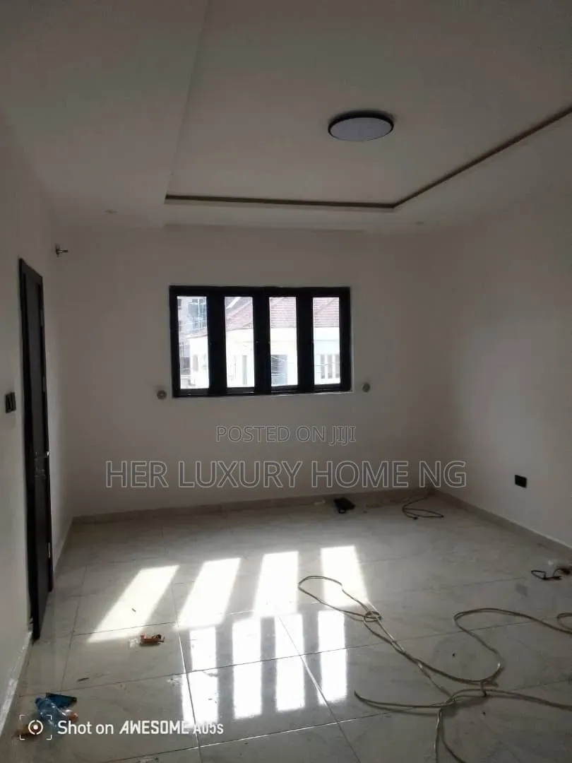 2bdrm Apartment in Freedom Way, Lekki for rent in Lekki