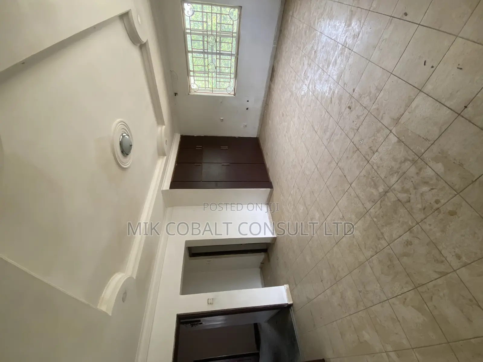 4bdrm Duplex in 32 Crescent, Gwarinpa for sale in Gwarinpa