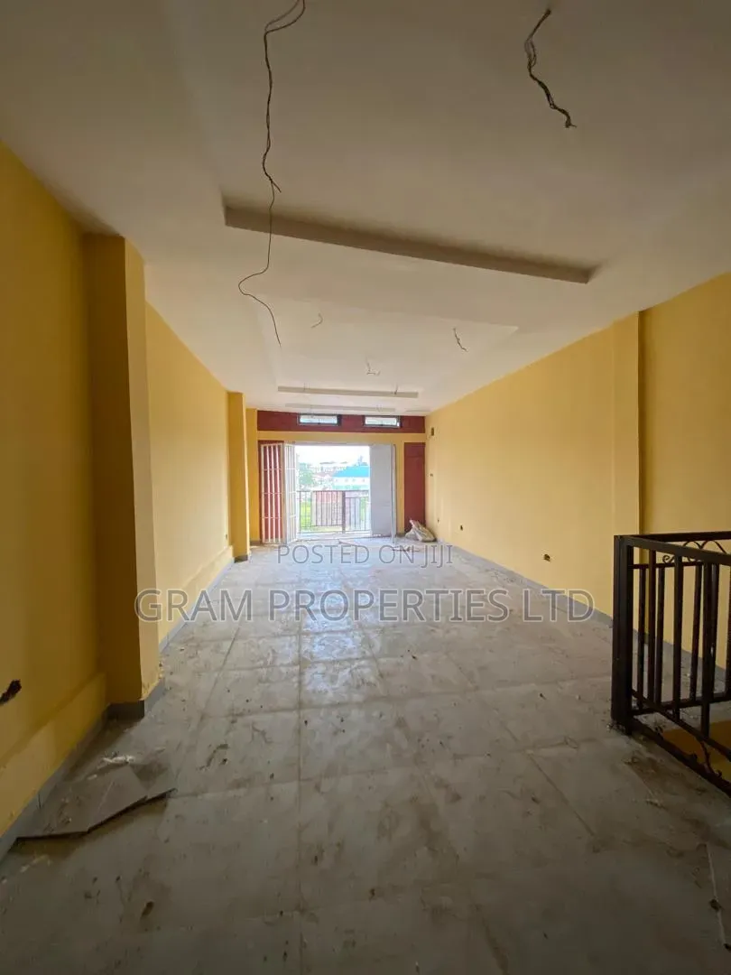 Warehouse Unit Located in Fo1 Building Materials Market Kubwa Abuja in Kubwa