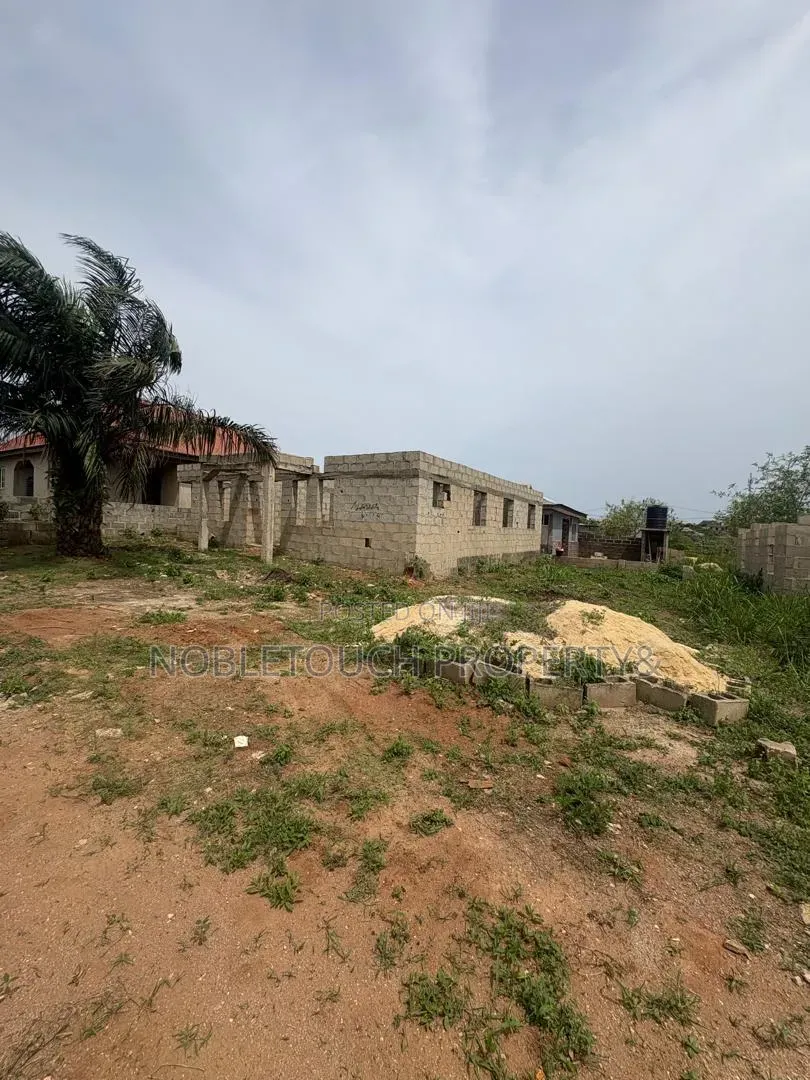3bdrm Bungalow in Imowo Nla,, Gberigbe for sale in Gberigbe