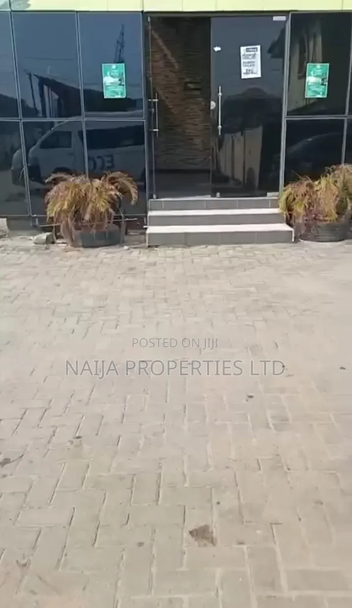 Shop Space Directly on the Express Way at Ajiwe, Ajah for Lease in Ajiwe