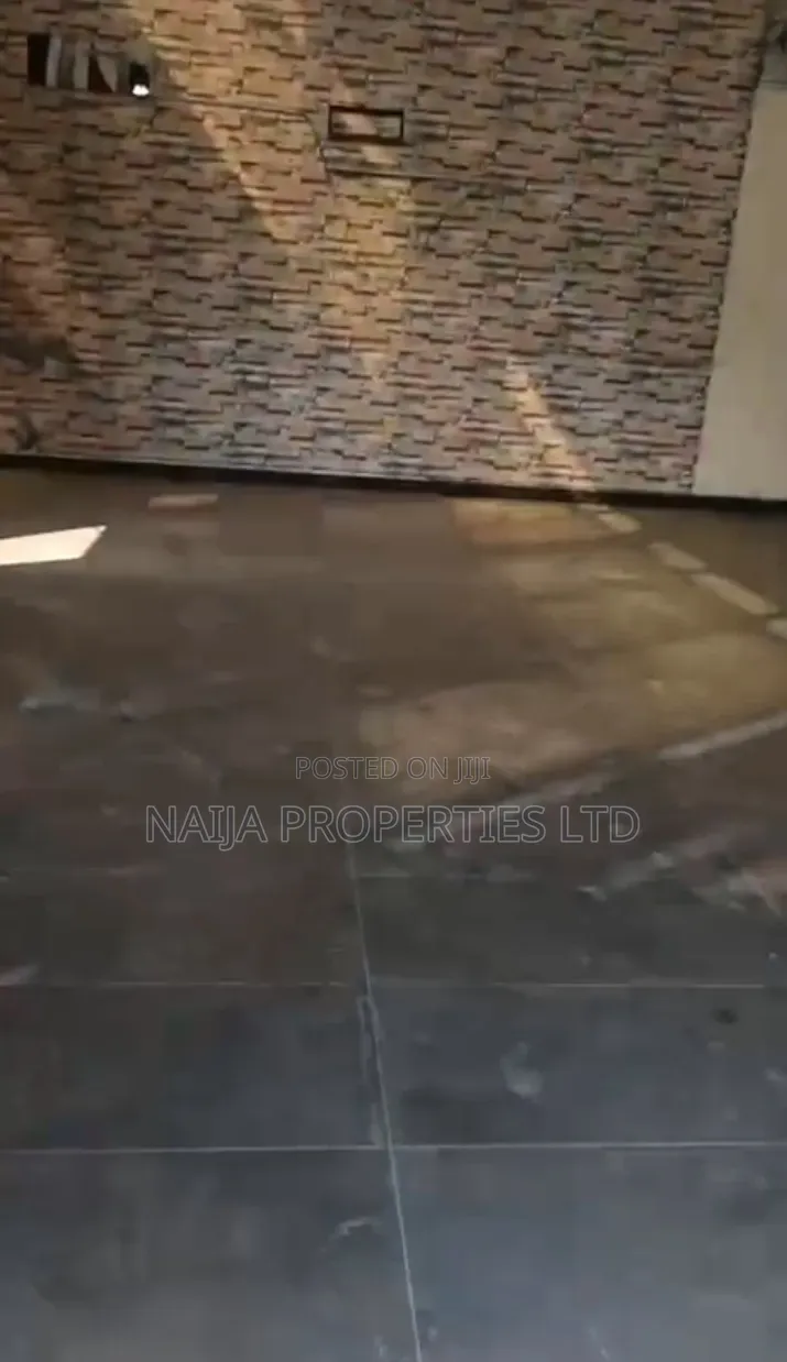 Shop Space Directly on the Express Way at Ajiwe, Ajah for Lease in Ajiwe