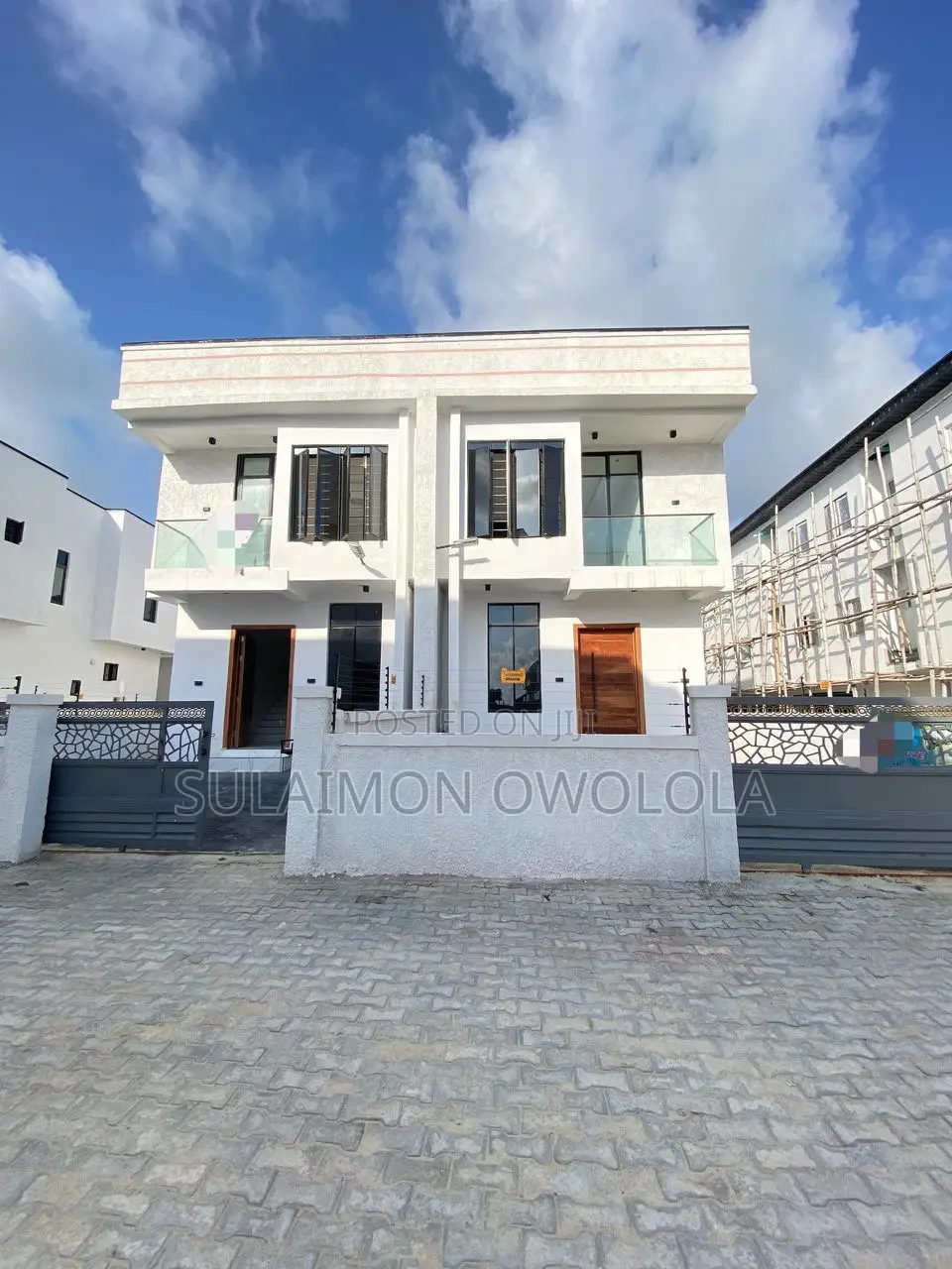 4bdrm Duplex in Ikota for sale in Ikota