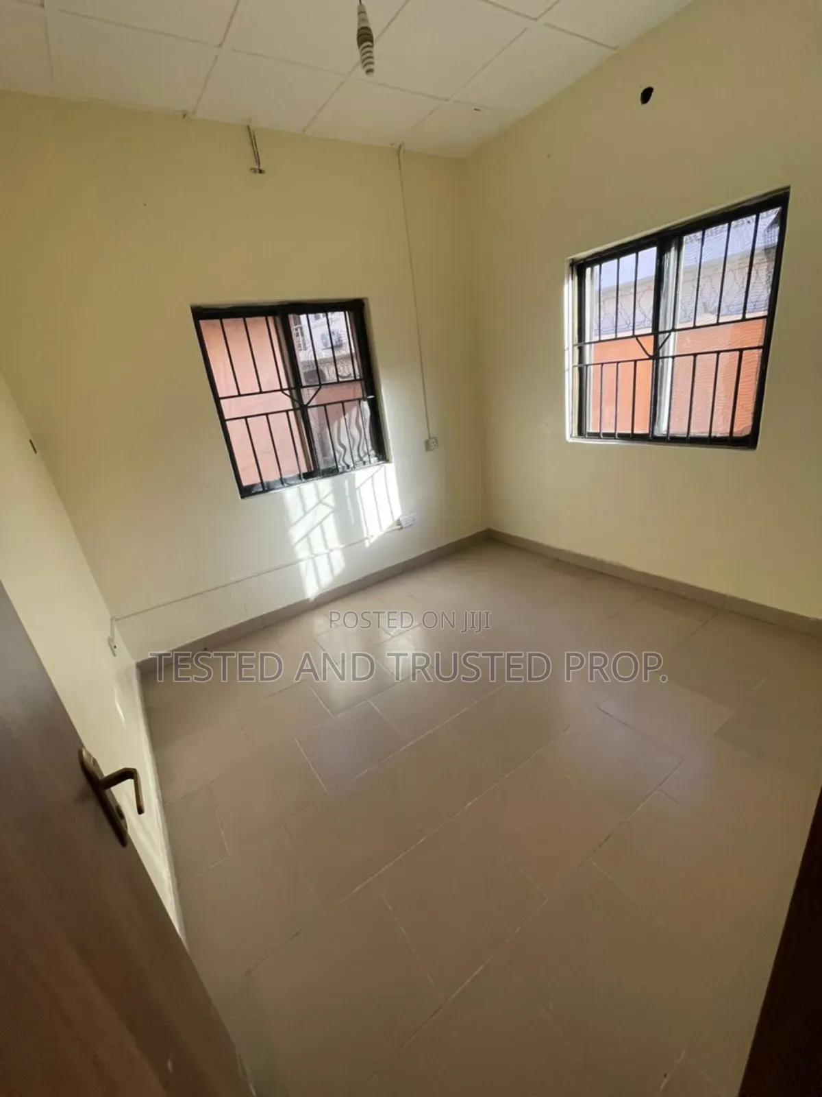 Mini Flat in Ikota Villa for rent in Ikota