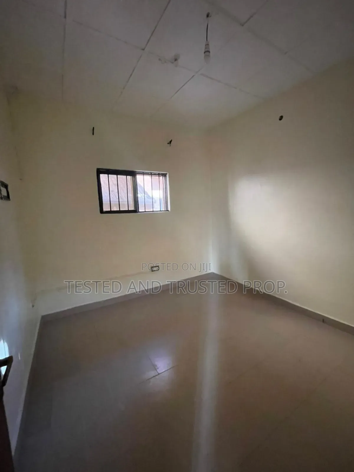 Mini Flat in Ikota Villa for rent in Ikota