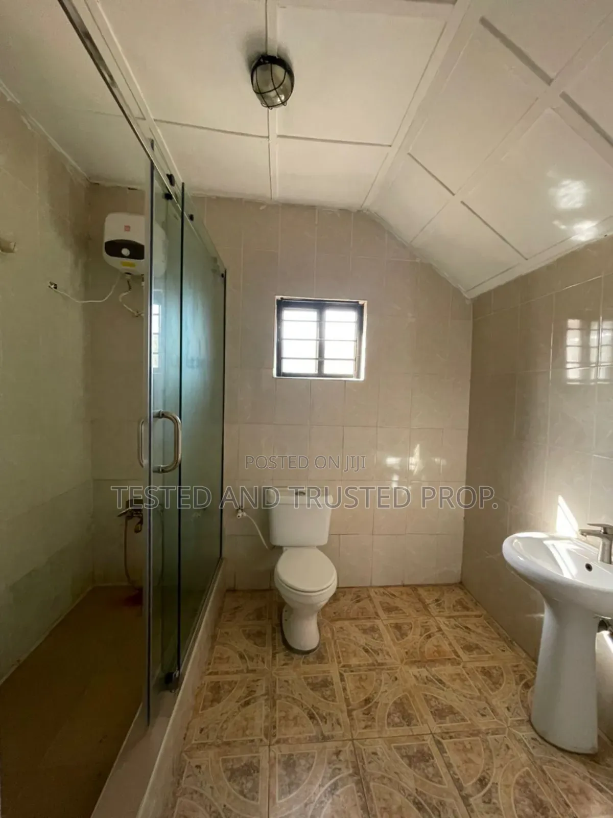 Studio Apartment in Ikota Villa Estae for rent in Ikota