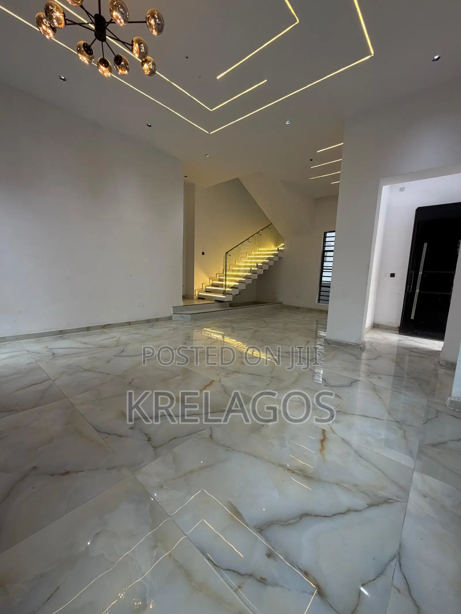 5bdrm Duplex in Ologolo for sale in Ologolo