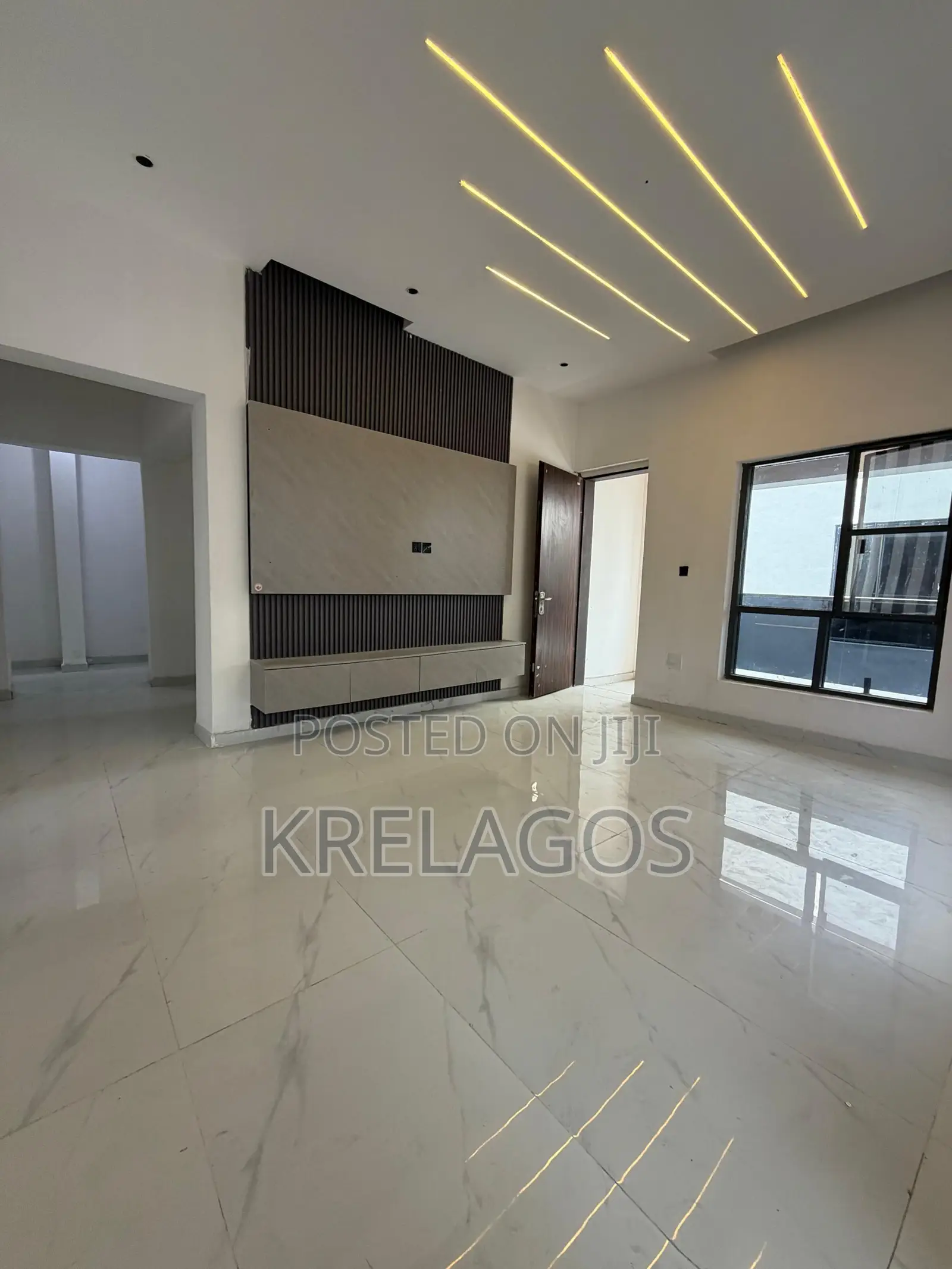 5bdrm Duplex in Ologolo for sale in Ologolo