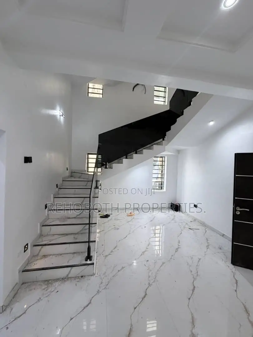 4bdrm Duplex in Bodija for sale in Bodija