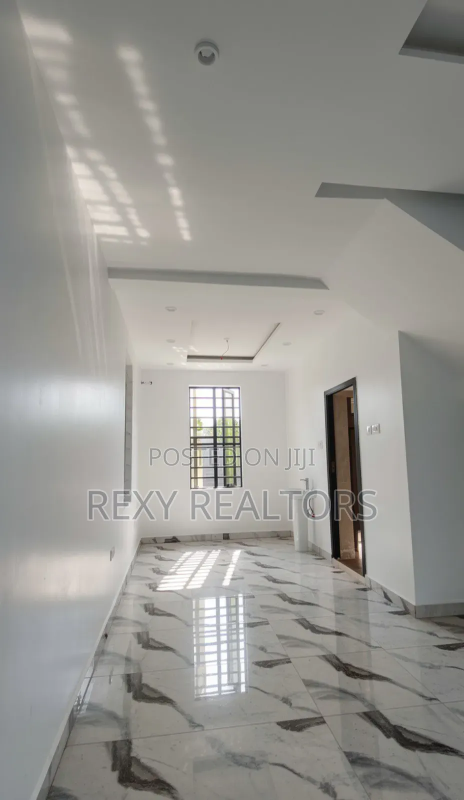 2bdrm Duplex in Eneka for rent in Eneka