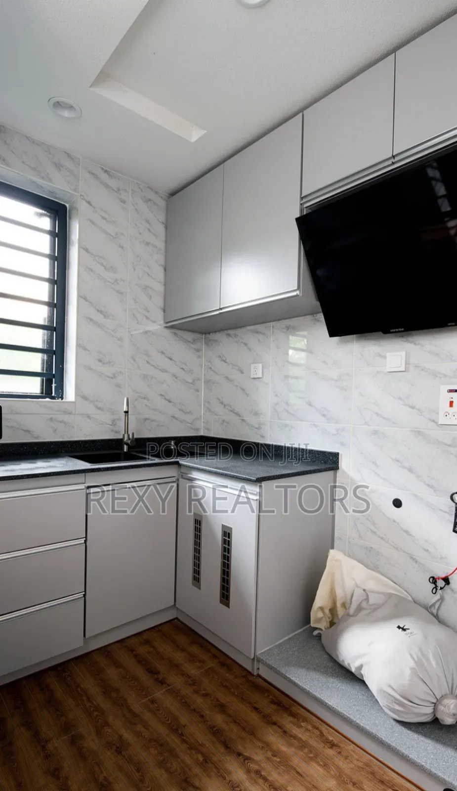 2bdrm Duplex in Eneka for rent in Eneka